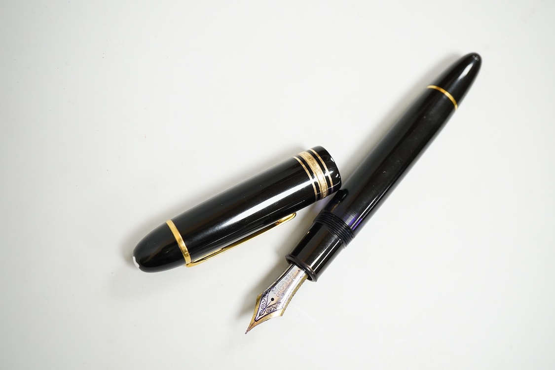 A Montblanc 149 fountain pen